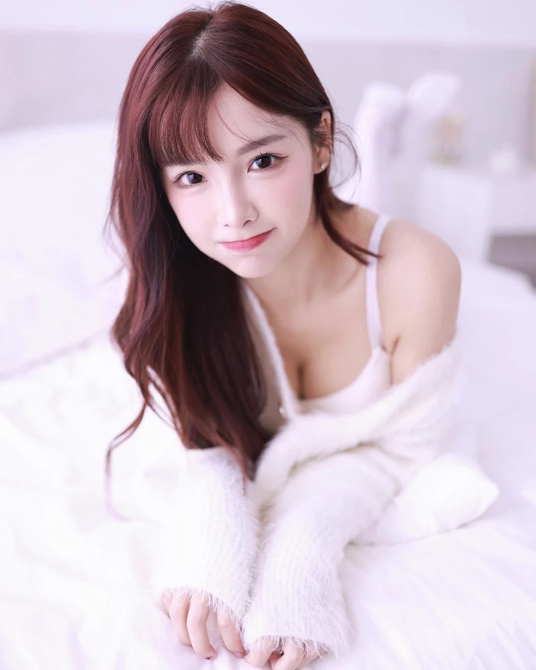 气质女神“李恩菲x菲菲”甜美外型让人恋爱了！ [10P]